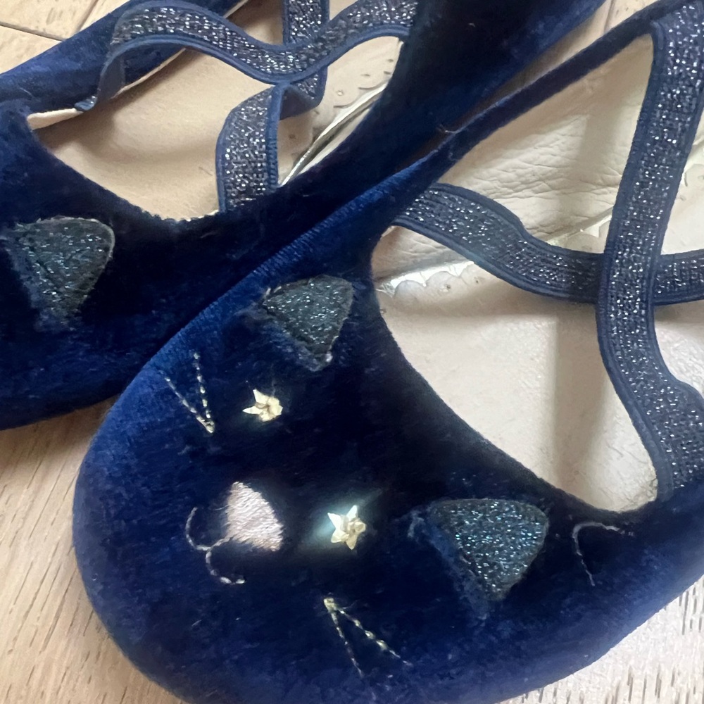 Mini Boden Midnight Blue Velvet Cat Flats - Picture 3 of 4